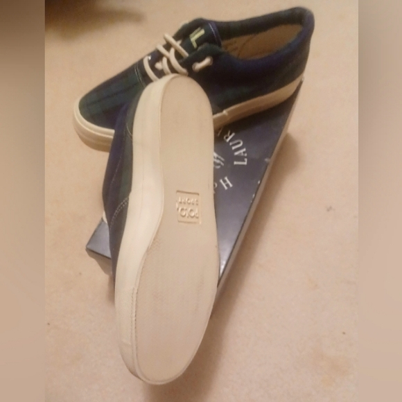 Mens vintage Polo Ralph Lauren plaid sneakers. Size 9. Never been worn. - Picture 4 of 5